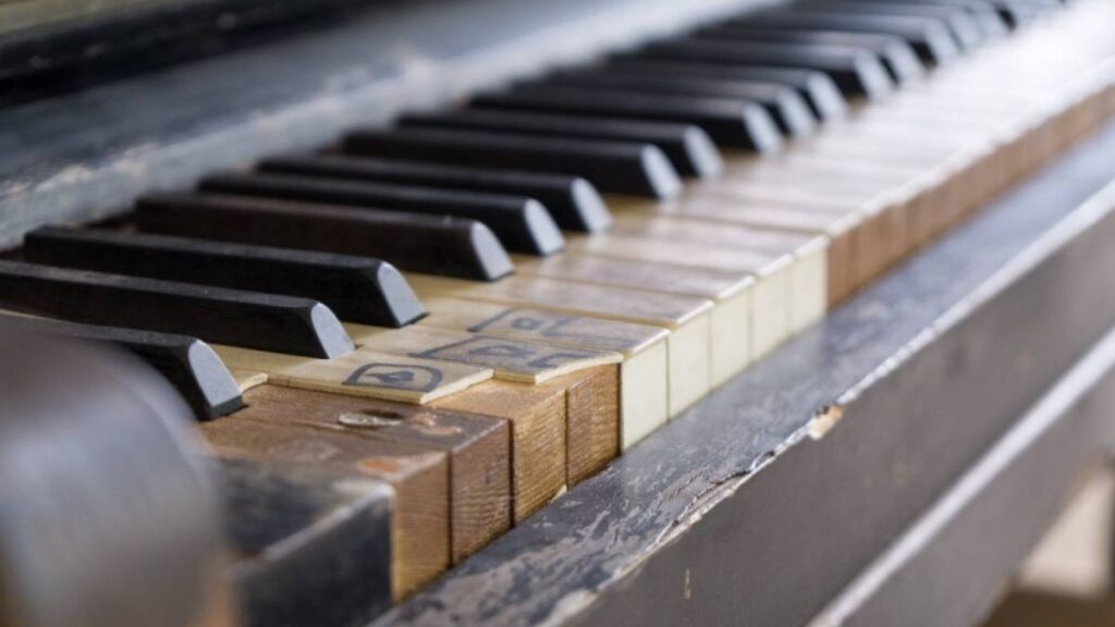 How to Get Rid of a Piano: The Complete Guide


