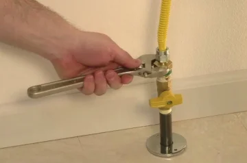 How to Safely Disconnect a Gas Dryer