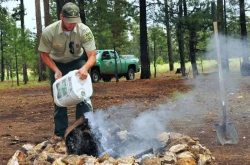 A Guide on How to Safely Put Out a Fire Pit