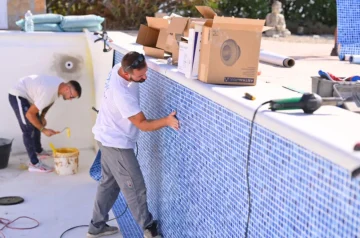 How to Fix a Pool Leak: A Step-by-Step Guide for Homeowners