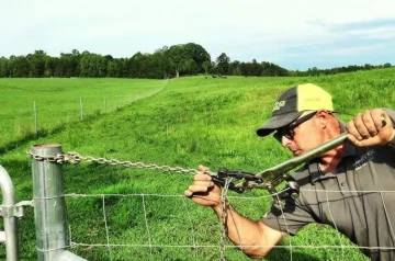 How to Stretch Barbed Wire: A Complete Guide for Effective Fencing