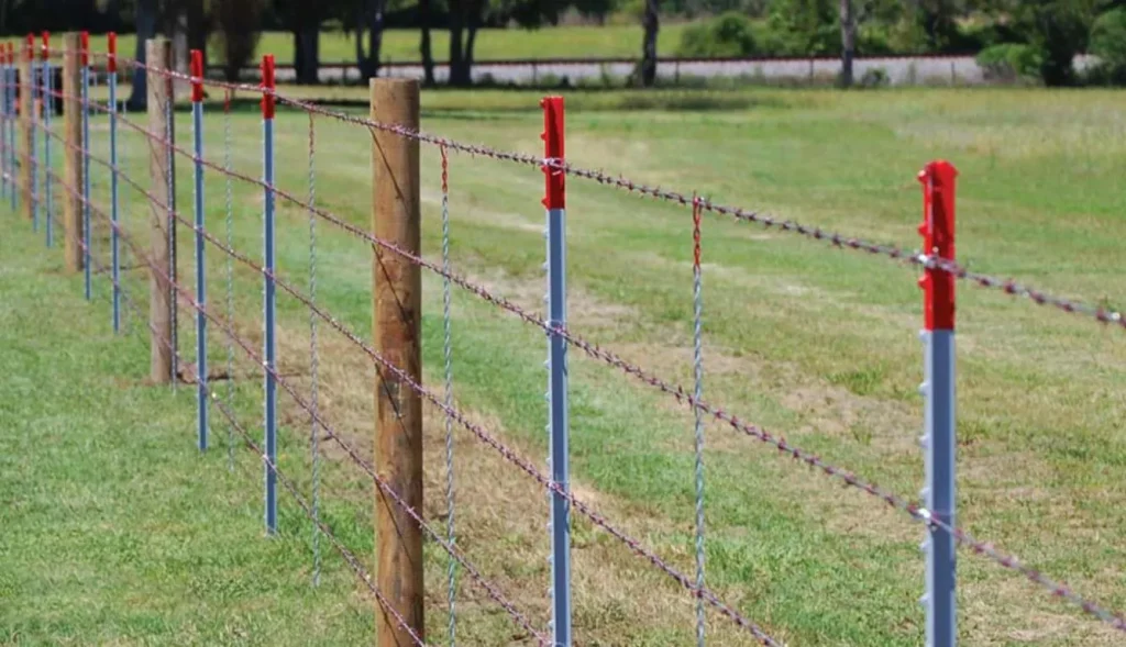 How to Stretch Barbed Wire: A Step-by-Step Guide for a Secure and Durable Fence