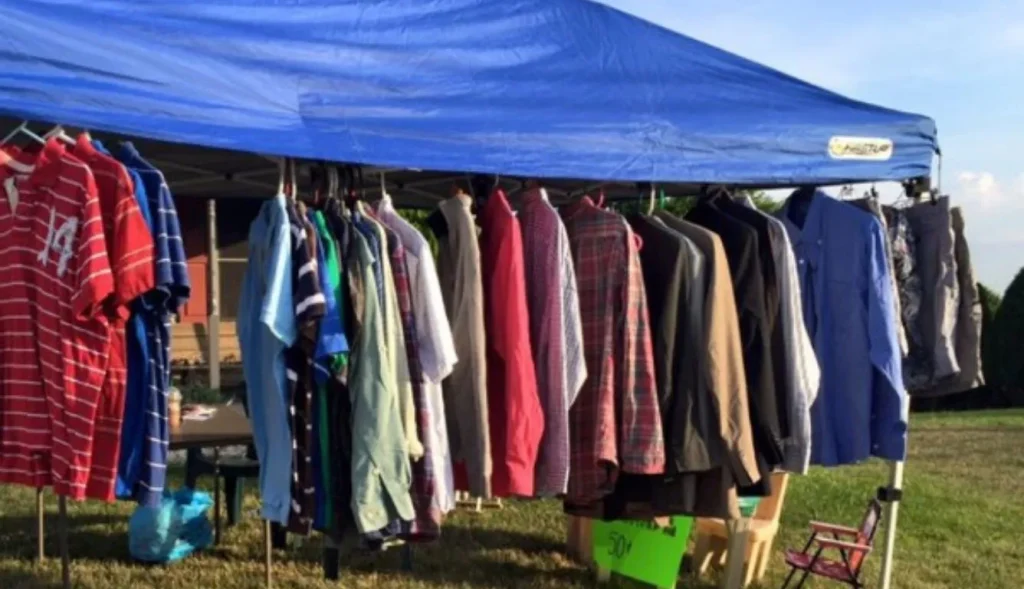 Master the Art of Hanging Clothes for a Yard Sale: Expert Tips for a Neat and Attractive Display